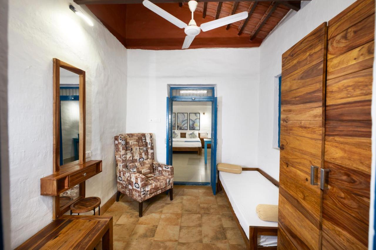 Tathastu Pench Hotel Khawasa Bagian luar foto