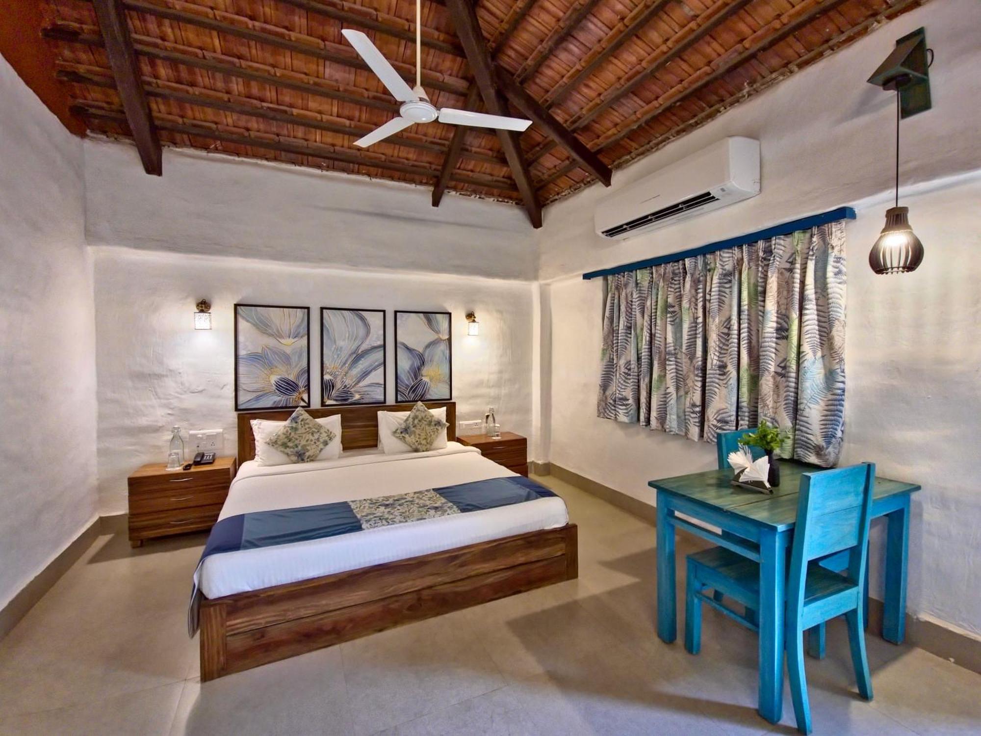 Tathastu Pench Hotel Khawasa Bagian luar foto